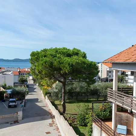 Apartment Sea Breeze *